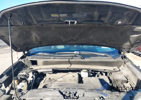 2013 Nissan Pathfinder Platinum z USA, uszkodzony, nr VIN 5N1AR2MM9DC642767